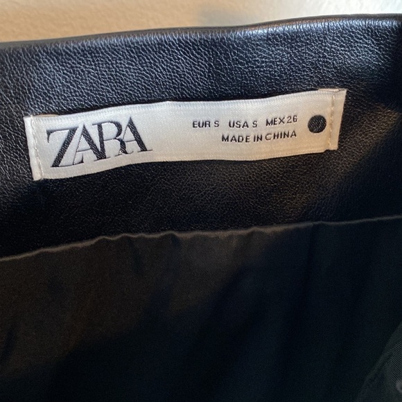 nwot ZARA Faux Leather Ruched Side High Waisted Mini Skirt Black - Picture 7 of 8